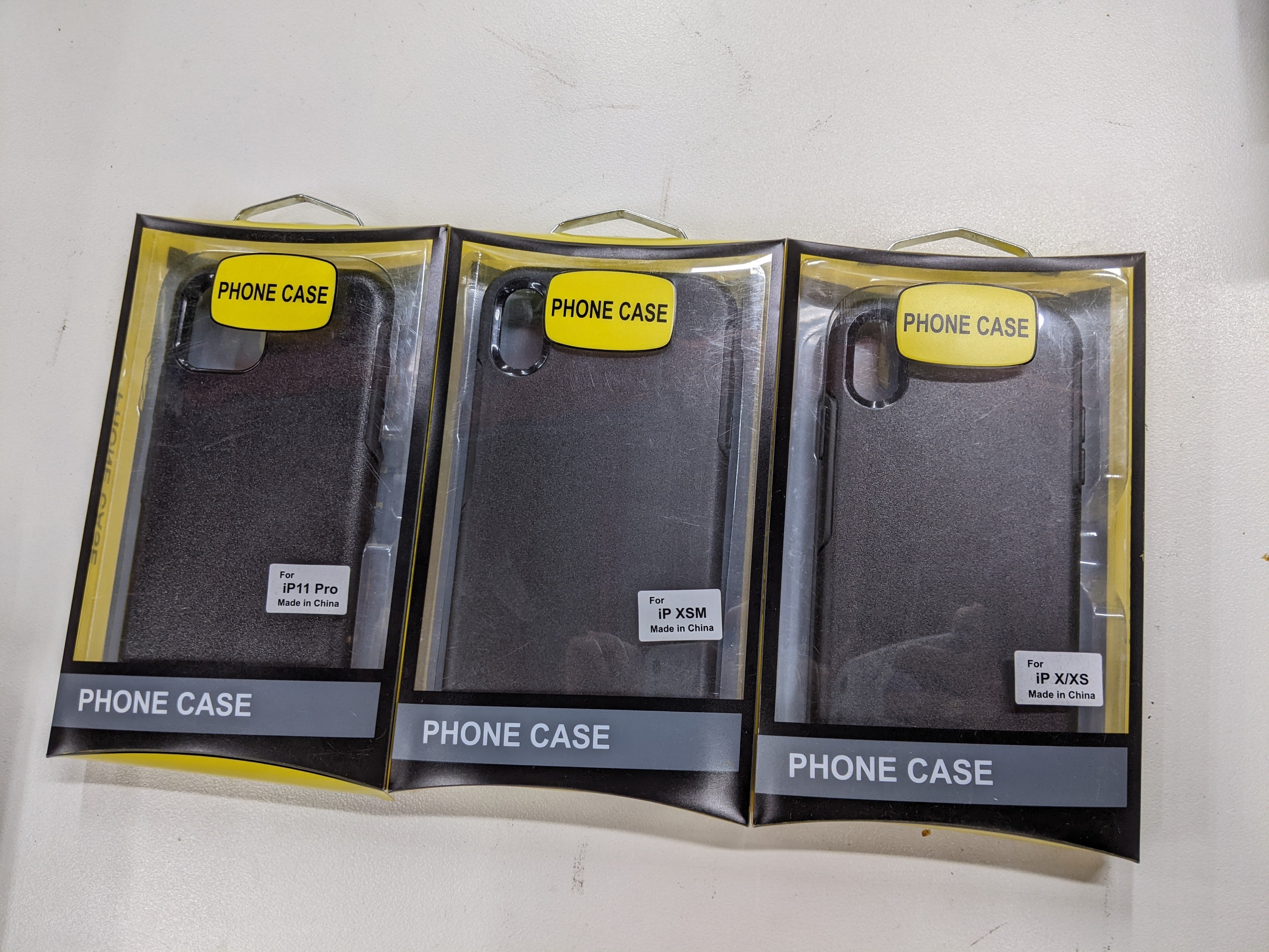 Shockproof hard back case for iPhone X/XS/XS MAX/11/11 PRO/11 PRO MAX Shockproof hard back case for iPhone X/XS/XS MAX/11/11 PRO/11 PRO MAX